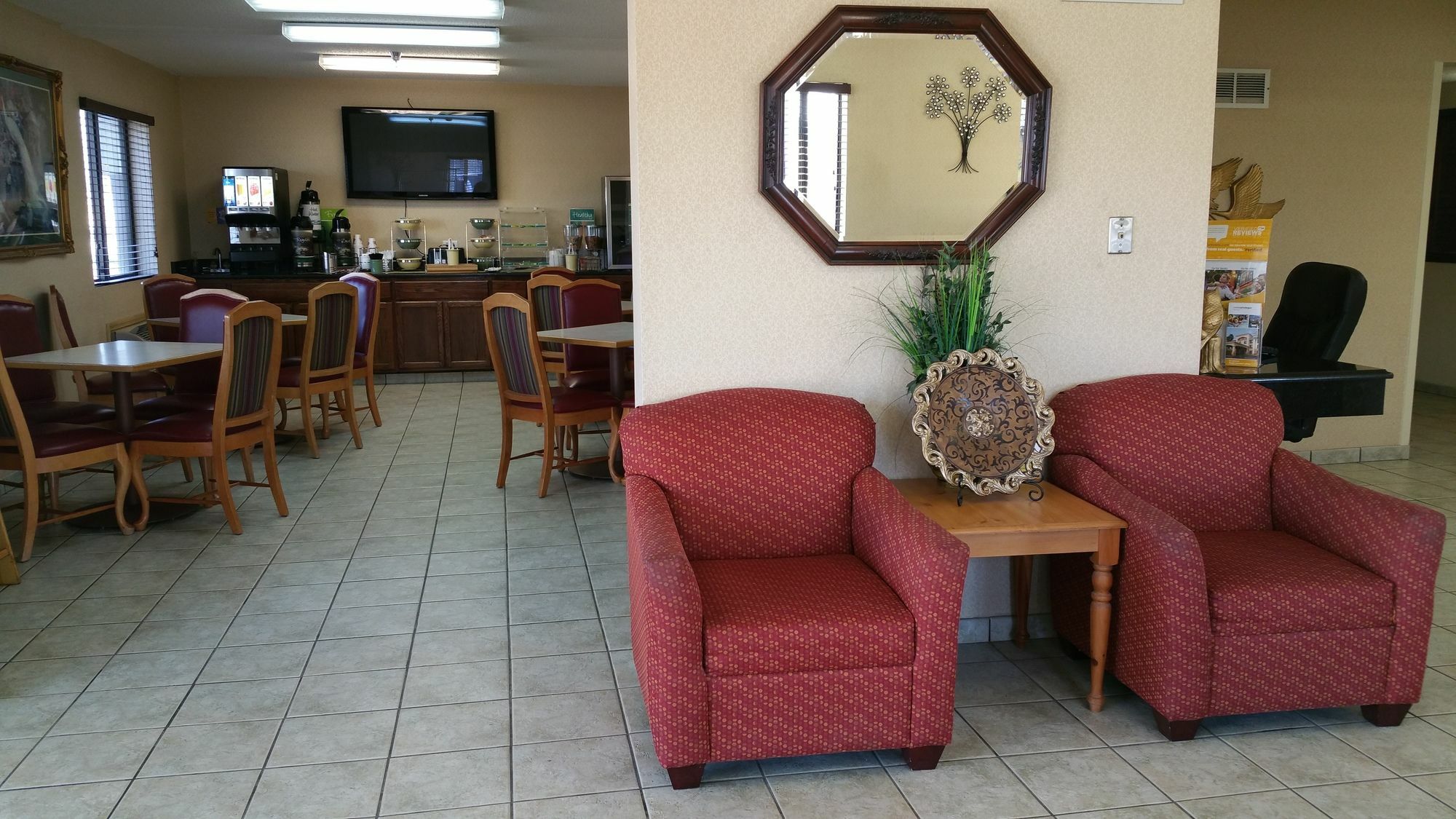 Quality Inn I-70 At Wanamaker Топика Экстерьер фото